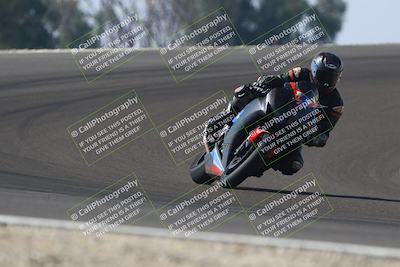 media/Nov-01-2025-TrackDaz (Sat) [[2b4d5192bc]]/B Group/1220pm (Turn 2 Outside)/